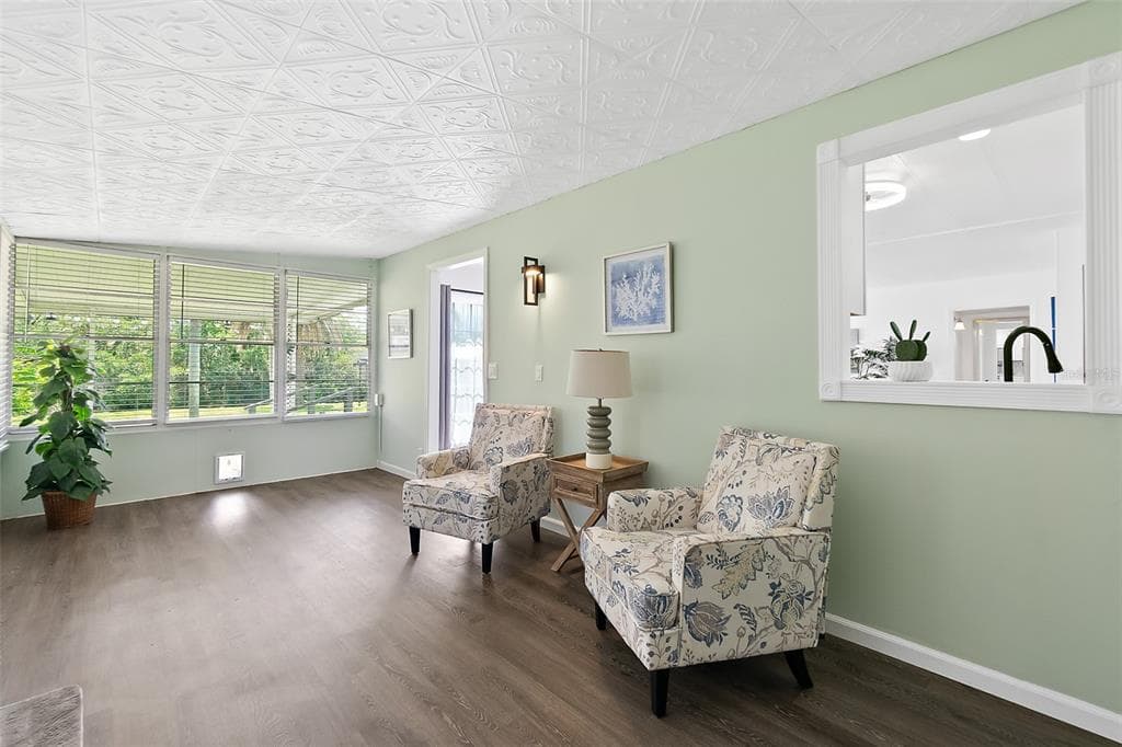 5660 WOOD STREET photo 20