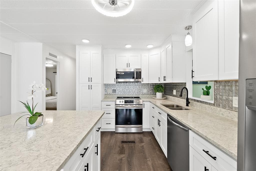 5660 WOOD STREET photo 8