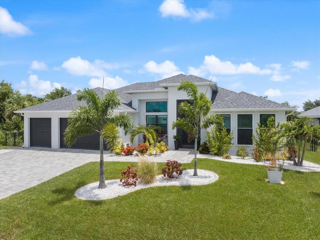 9294 PANAMA CIRCLE photo 1