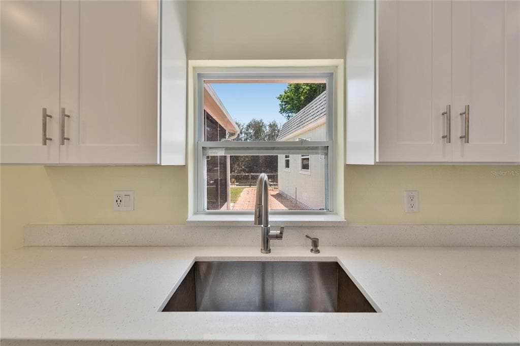 8702 DRIFTWOOD DRIVE photo 13