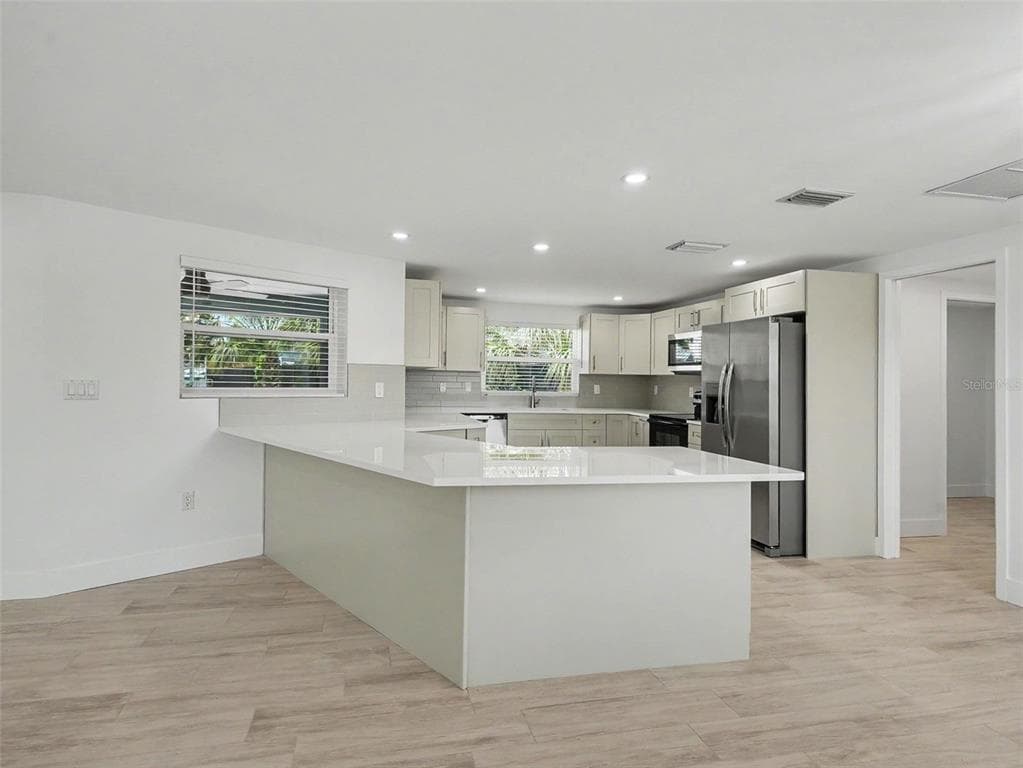 802 WHITE HERON BOULEVARD photo 10