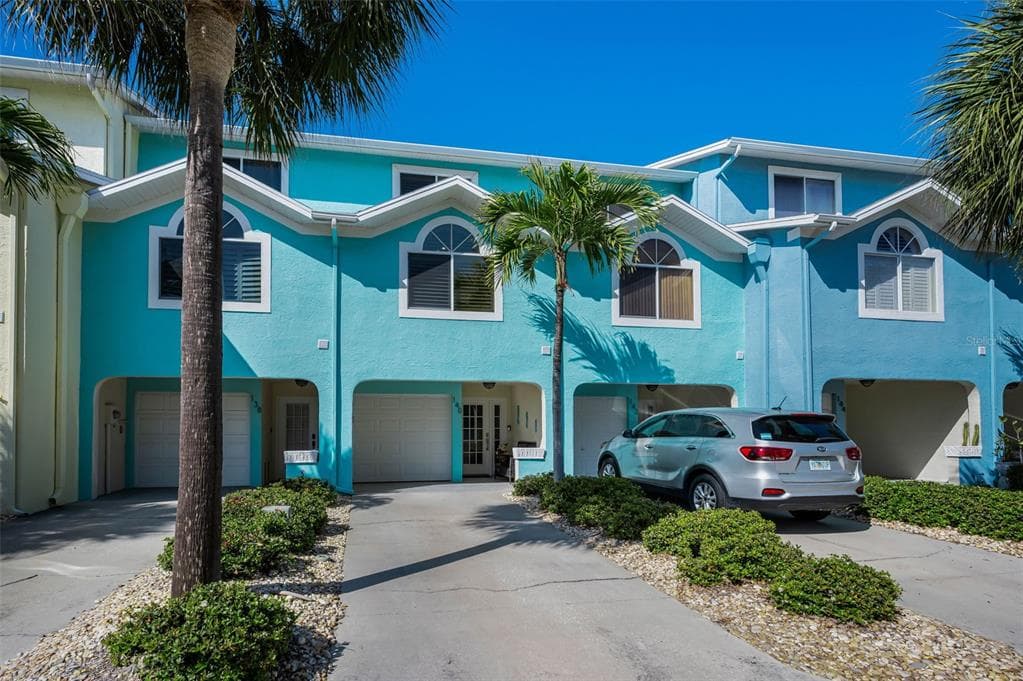 140 MARCDALE BOULEVARD 1