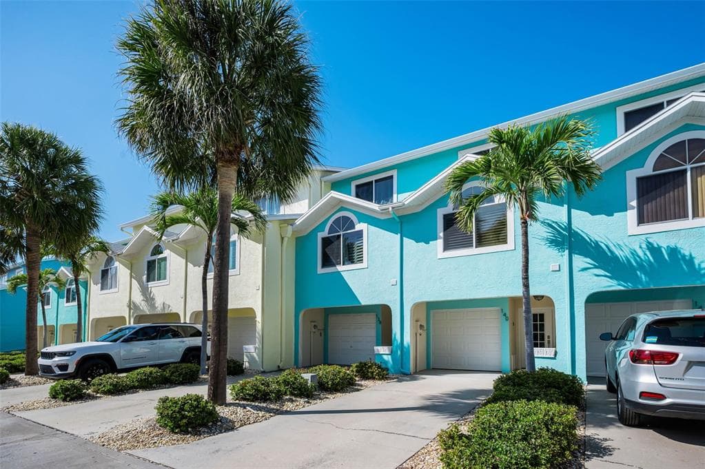 140 MARCDALE BOULEVARD 4