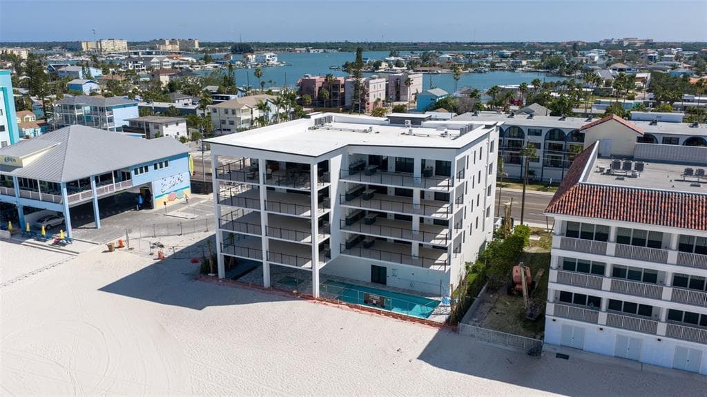 14048 GULF BOULEVARD 302 photo 7