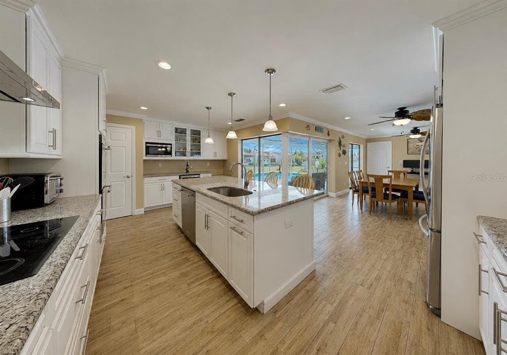 6301 COTTONWOOD LANE photo 21