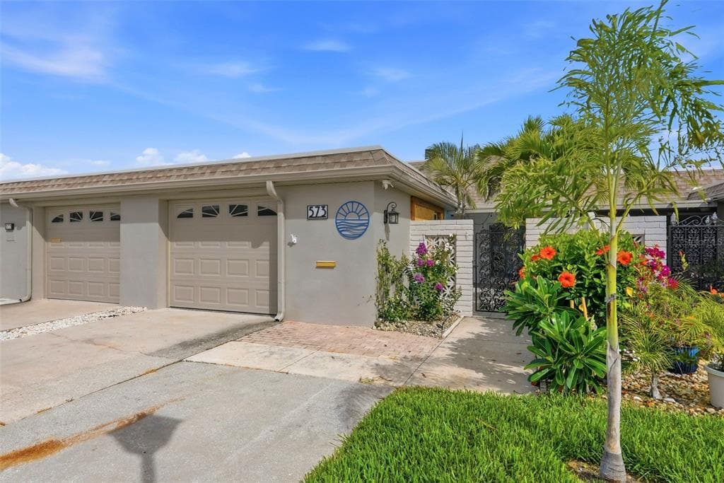 573 BOCA CIEGA POINT BOULEVARD N 2