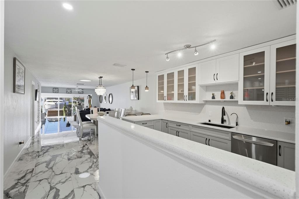 573 BOCA CIEGA POINT BOULEVARD N photo 8