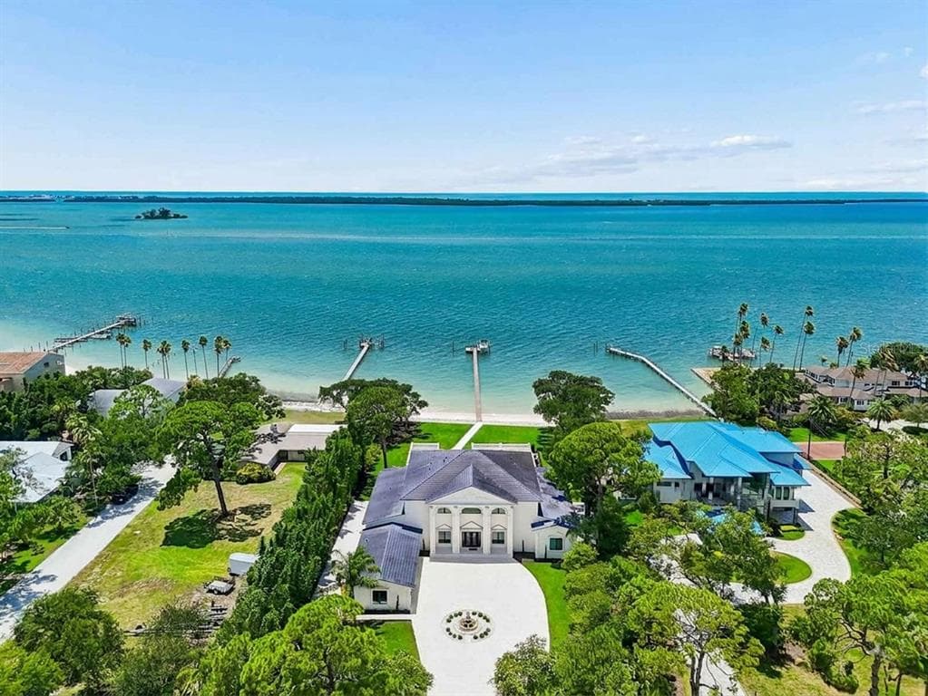 1516 BAYSHORE BOULEVARD 3