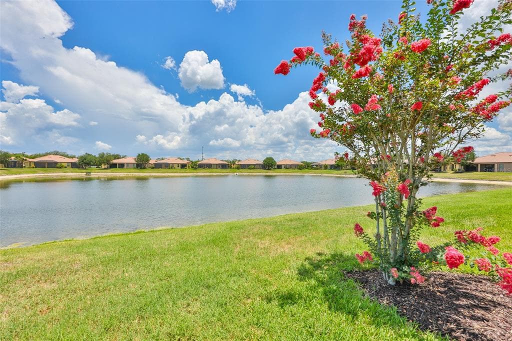 5532 SUNSET FALLS DRIVE photo 3