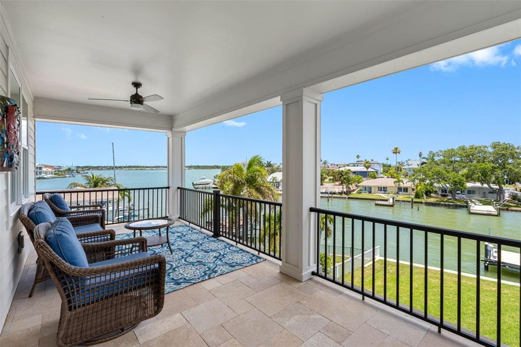 16025 REDINGTON DRIVE photo 3
