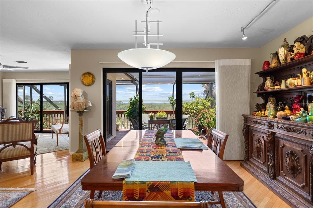 609 42ND STREET COURT W photo 24