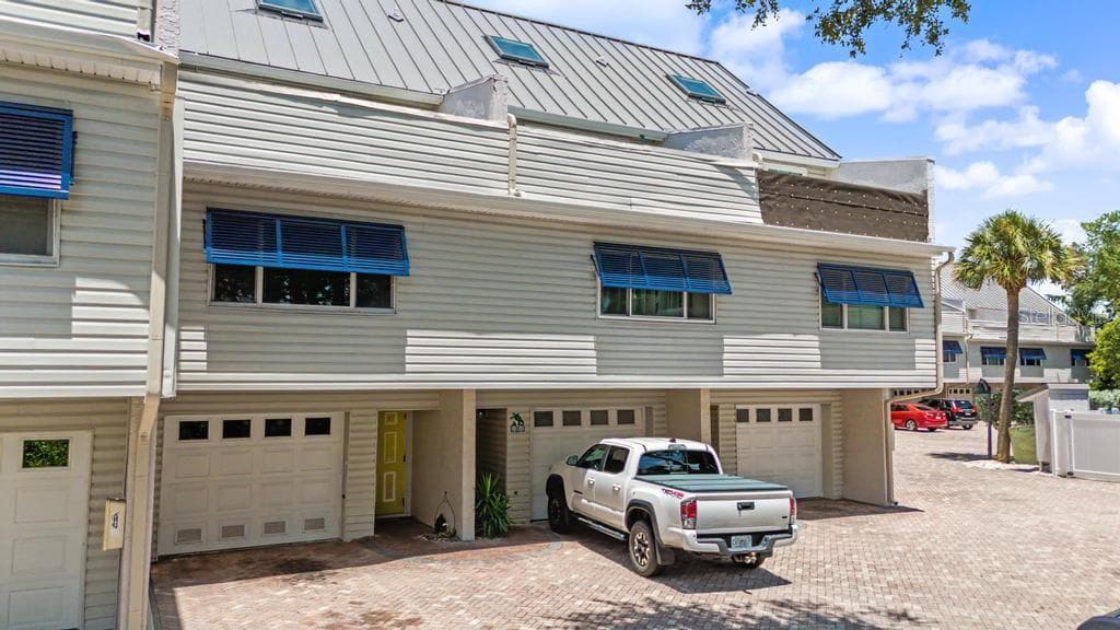 1375 PINELLAS BAYWAY 30 photo 3