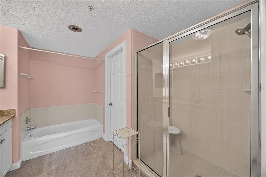 60 SURFVIEW DRIVE 206 photo 16