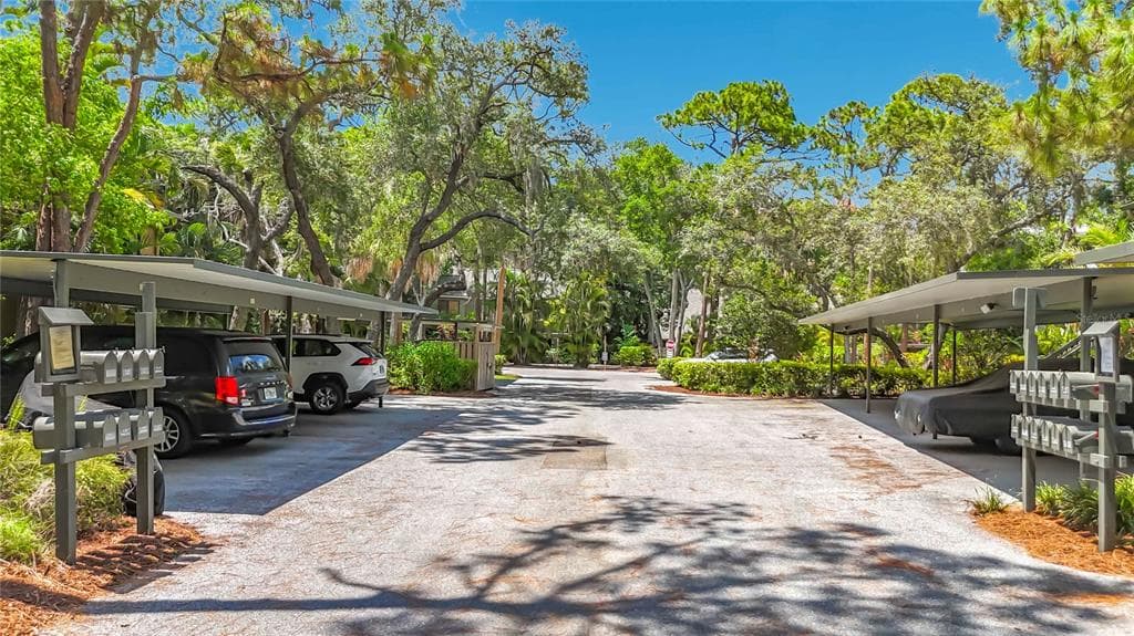 1715 PELICAN COVE ROAD GL339 photo 2