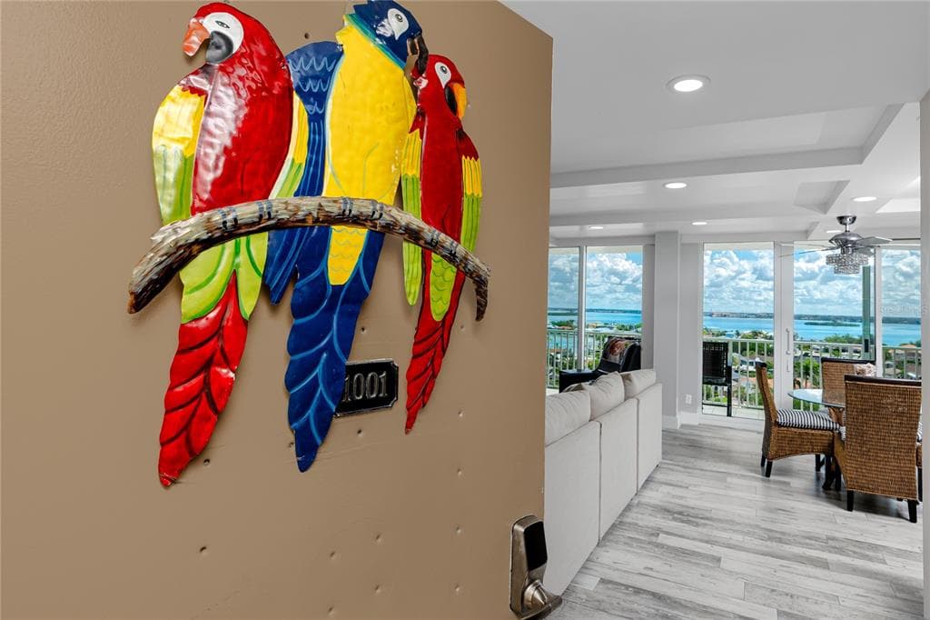 736 ISLAND WAY 1001 photo 9