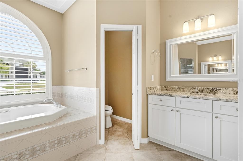 9276 LAKE CYPRESS LOOP photo 20