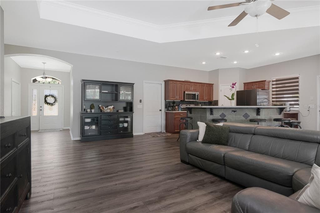 219 WILLOW BEND PARKWAY photo 8