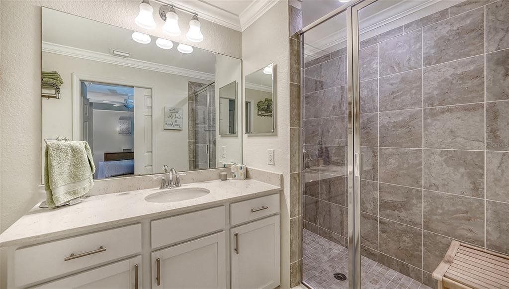 1020 TIDEWATER SHORES LOOP 207 photo 24