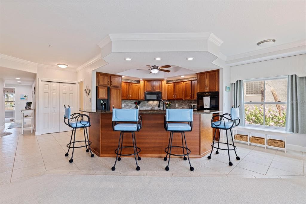 1645 PINELLAS BAYWAY S A1 photo 8