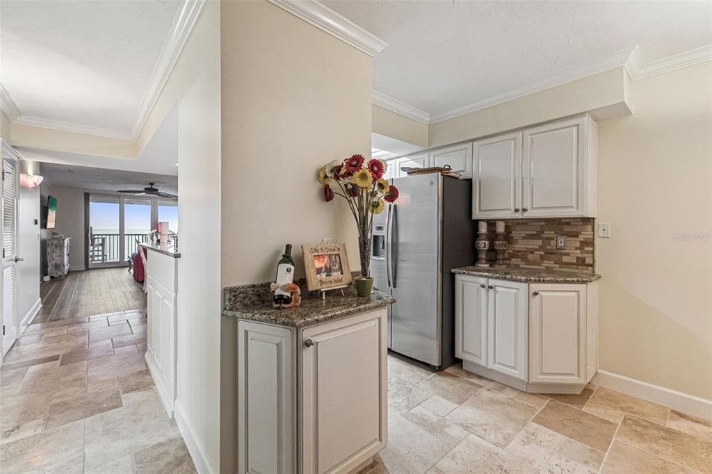 4621 S ATLANTIC AVENUE 7702 photo 11