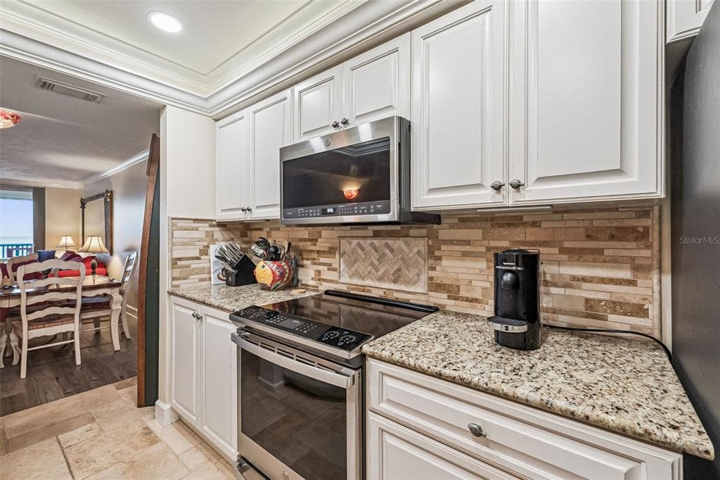 4621 S ATLANTIC AVENUE 7702 photo 19