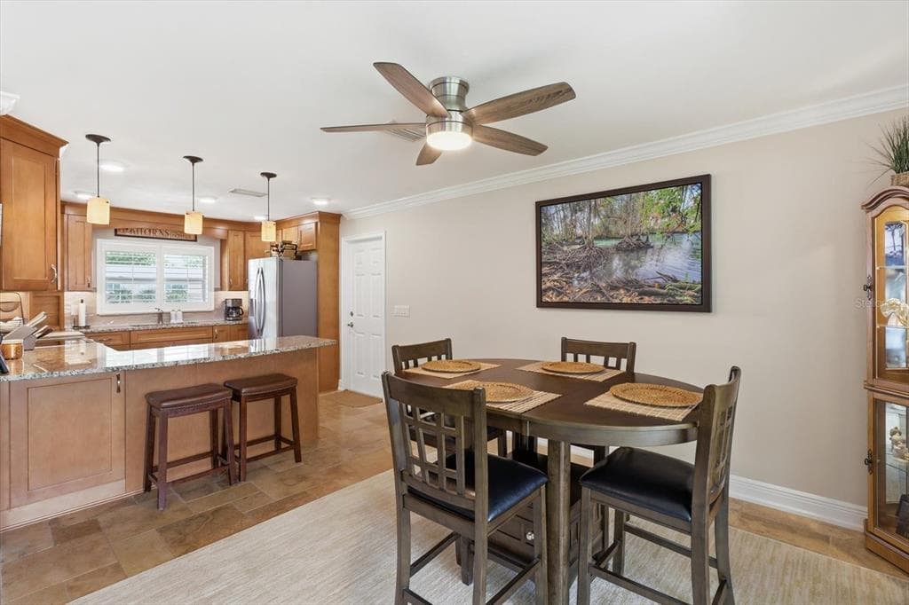 1302 SE PARADISE AVENUE photo 13