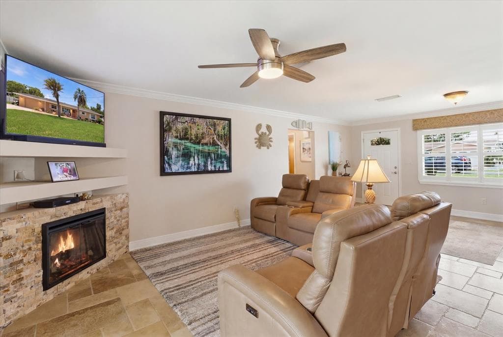 1302 SE PARADISE AVENUE photo 8
