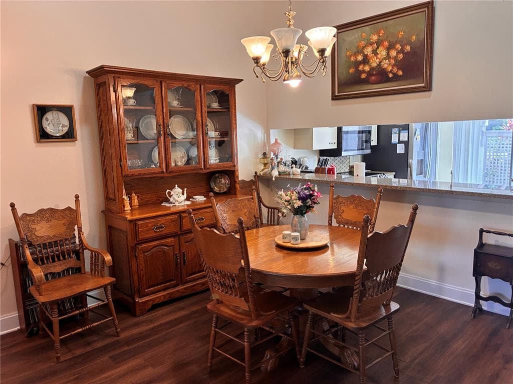 4521 KINGSMERE 6 photo 6