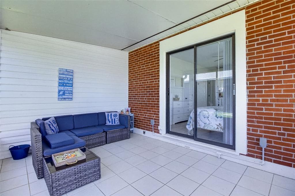 908 VILLAS DRIVE 10 photo 16