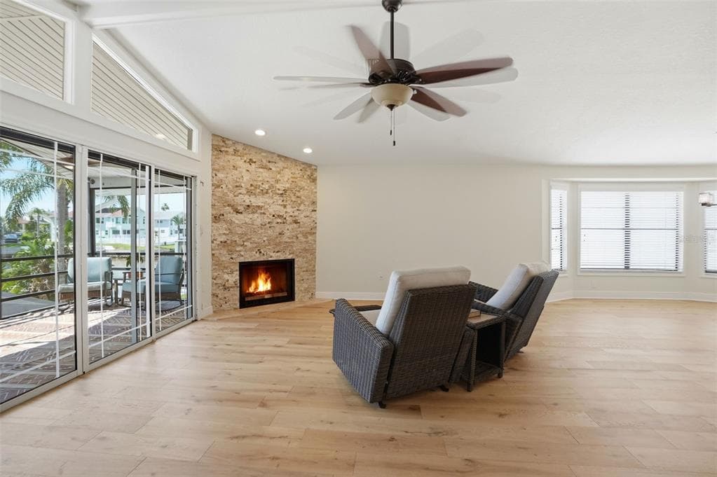 6025 RANDAN COURT photo 12