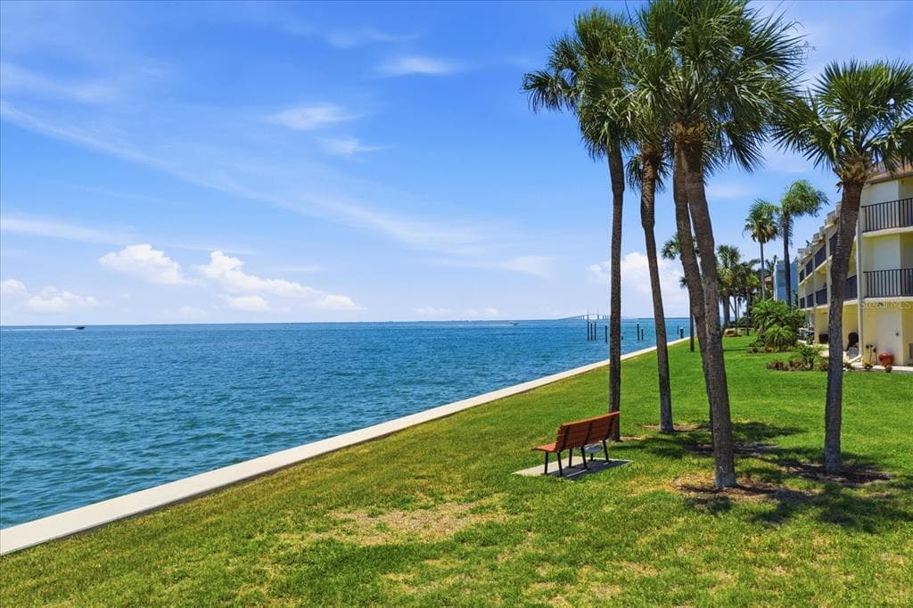 7530 SUNSHINE SKYWAY LANE S T30 photo 25