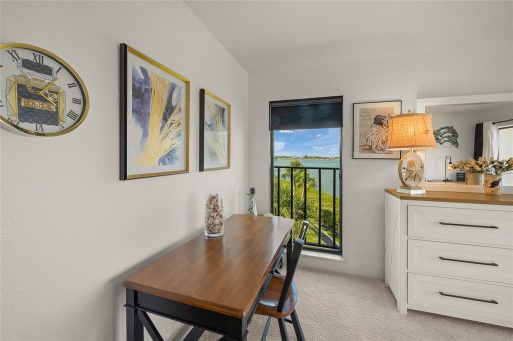 1591 BEACH ROAD 401 photo 23