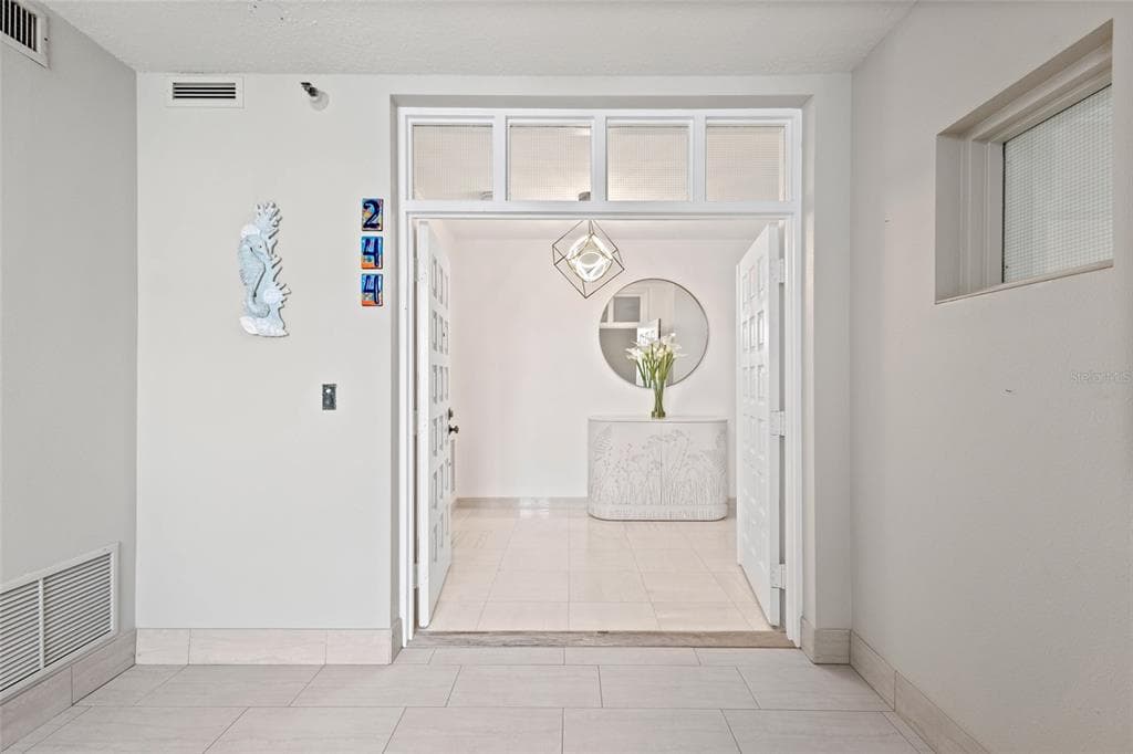 2450 HARBOURSIDE DRIVE 244 photo 2