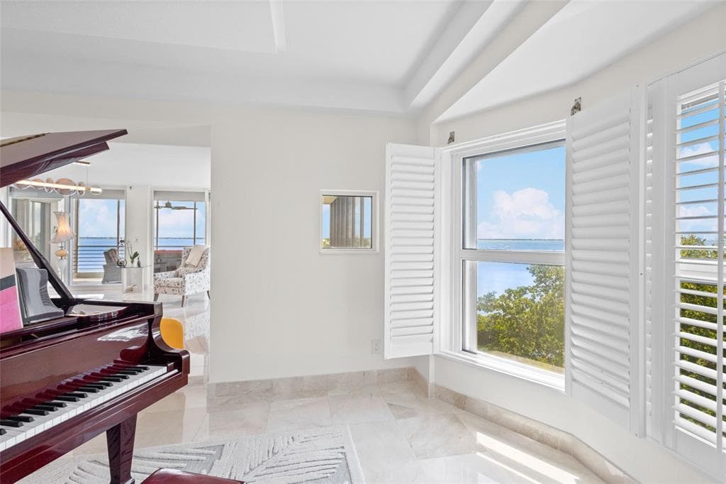 2450 HARBOURSIDE DRIVE 244 photo 13