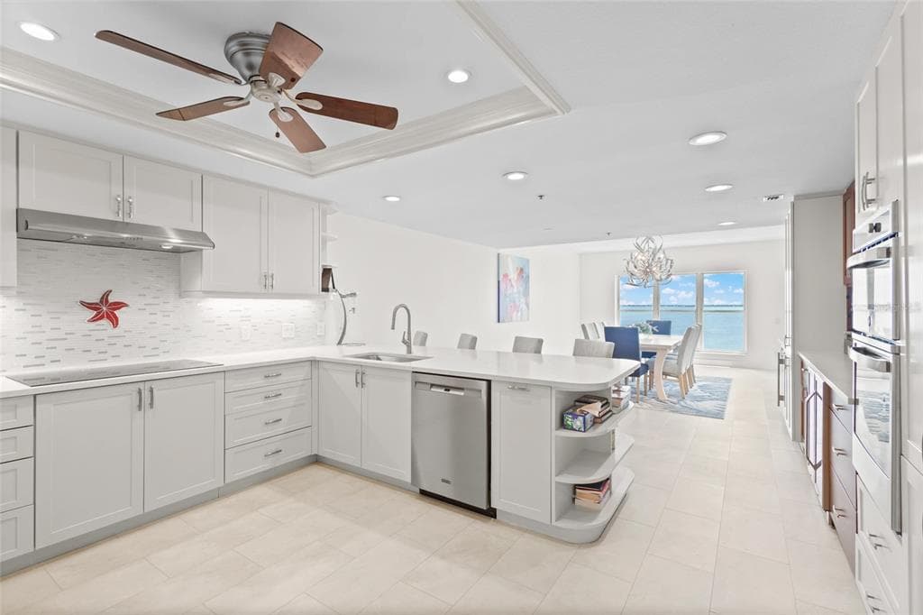 2450 HARBOURSIDE DRIVE 244 photo 14