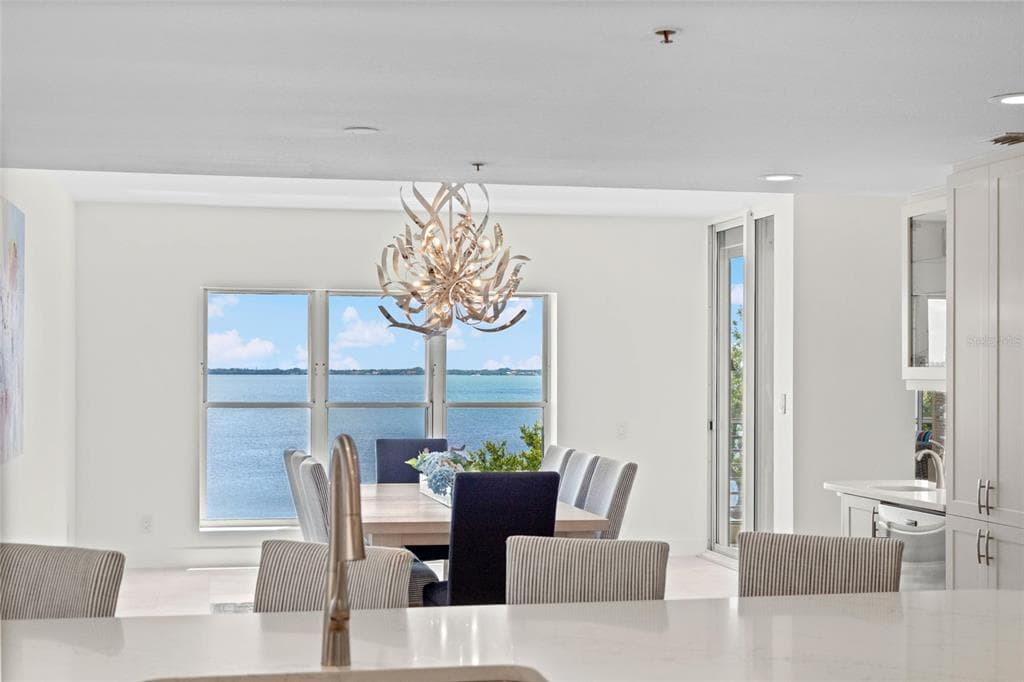 2450 HARBOURSIDE DRIVE 244 photo 18