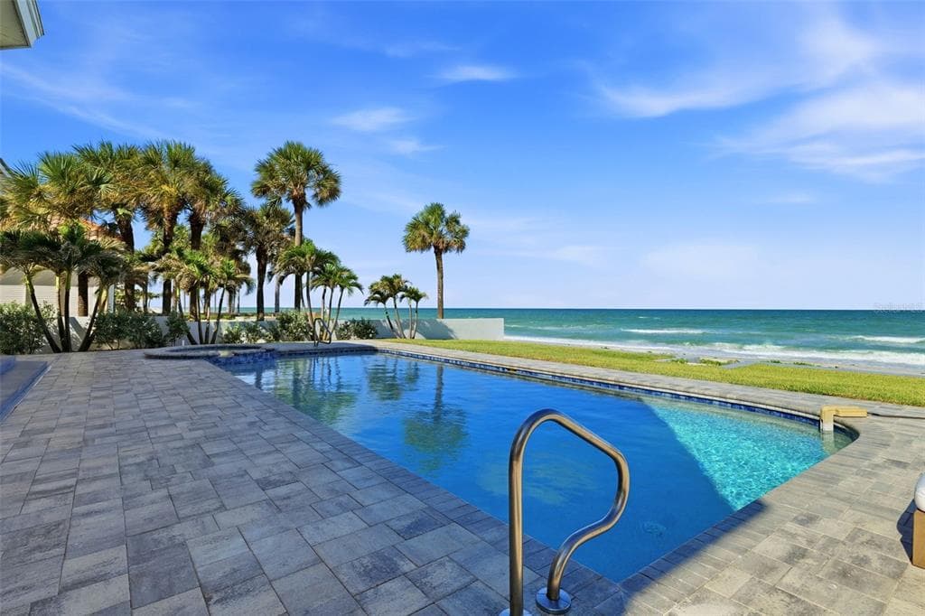 1480 GULF BOULEVARD photo 24
