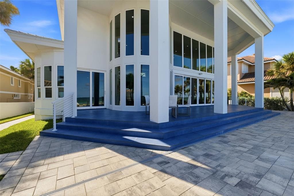 1480 GULF BOULEVARD photo 19