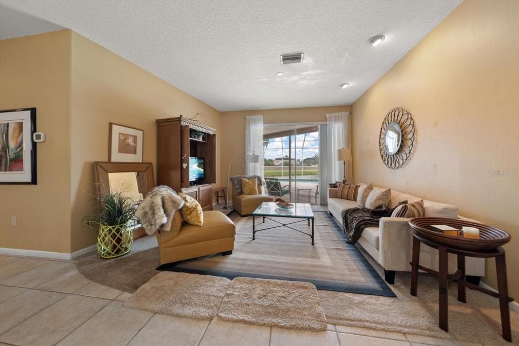 684 SAMANTHA DRIVE photo 5