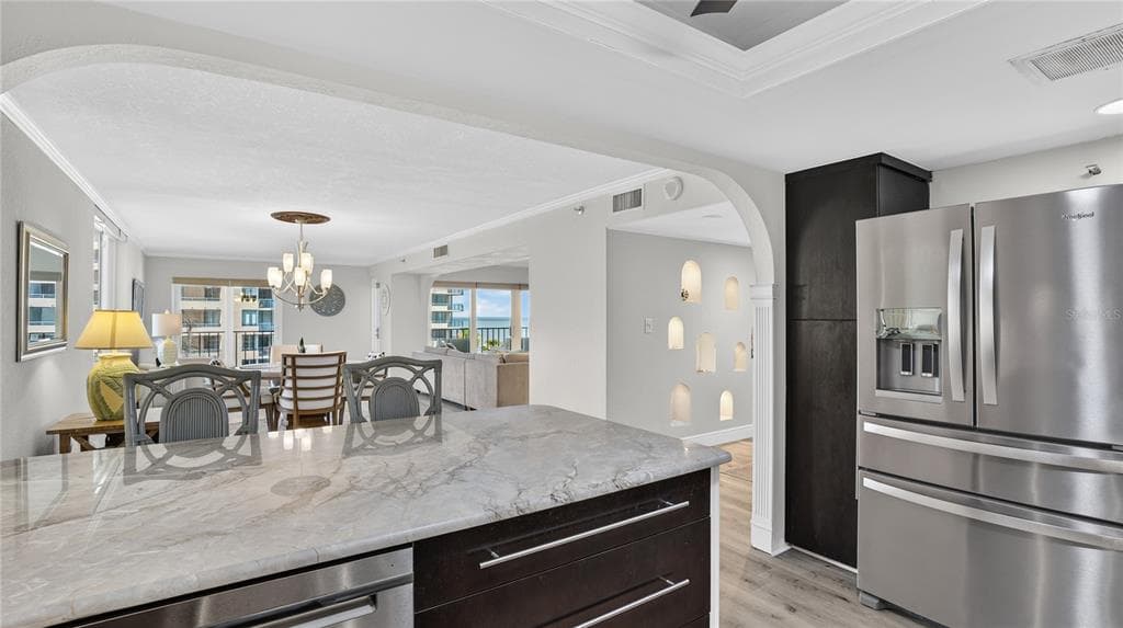 1480 GULF BOULEVARD 601 photo 7