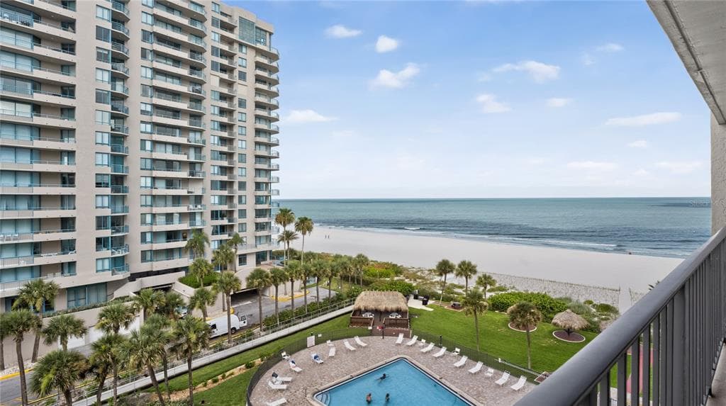 1480 GULF BOULEVARD 601 photo 1