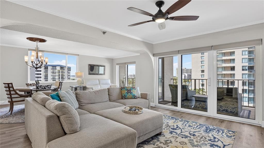 1480 GULF BOULEVARD 601 photo 18