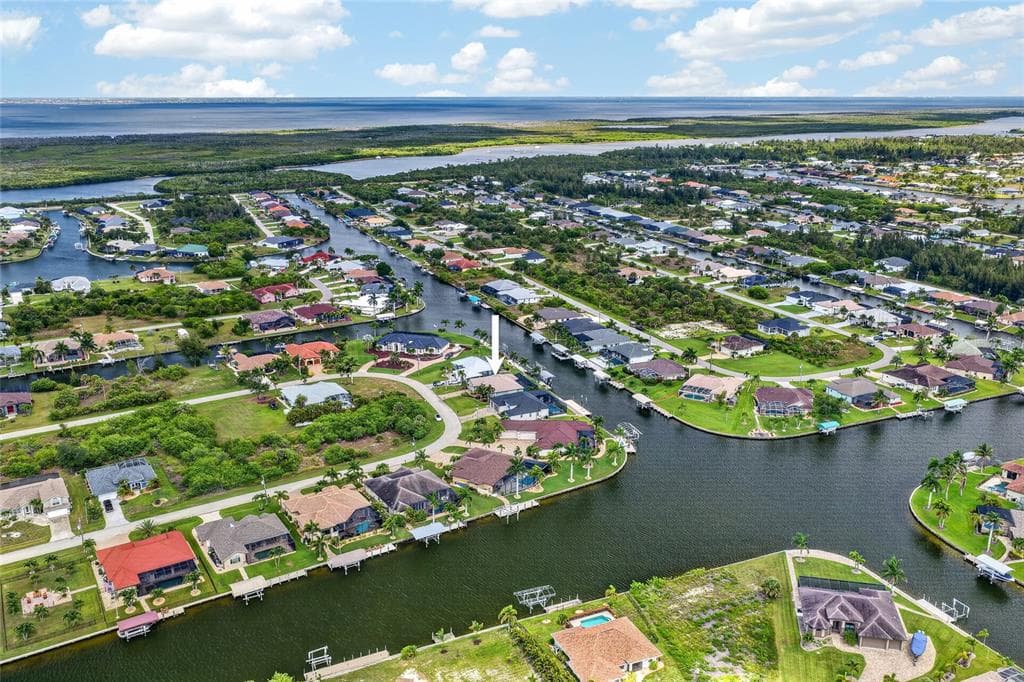 8232 ANTWERP CIRCLE 3