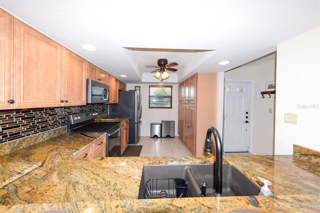 335 COLDEWAY DRIVE #F21 2