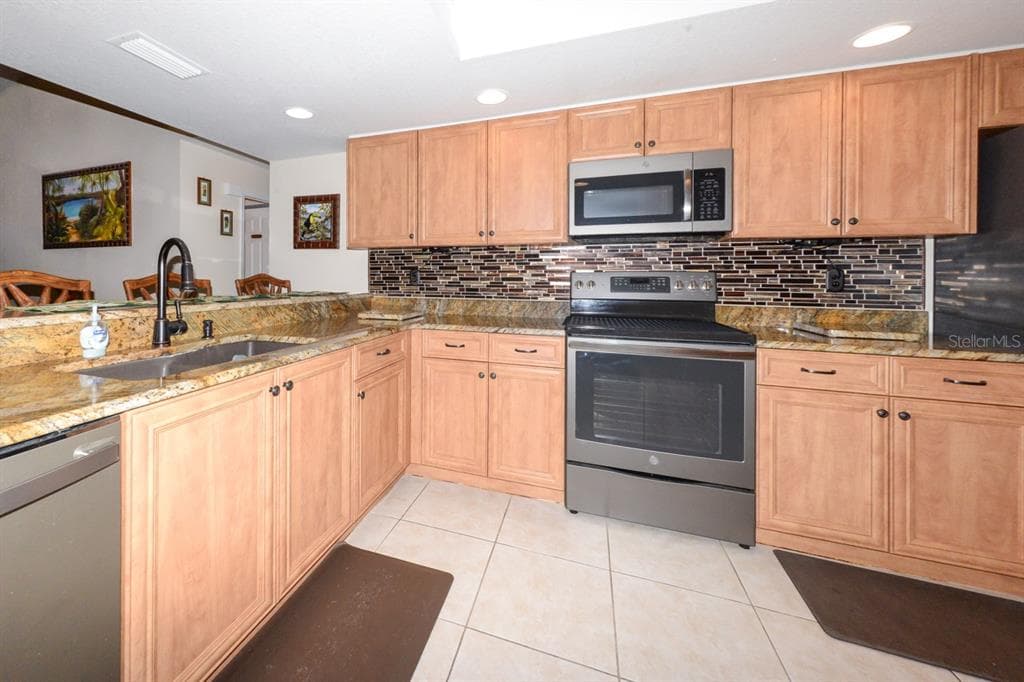 335 COLDEWAY DRIVE #F21 5