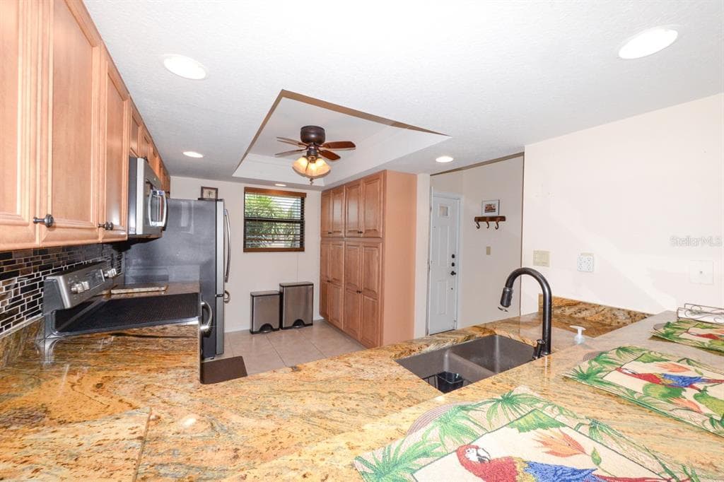 335 COLDEWAY DRIVE #F21 4