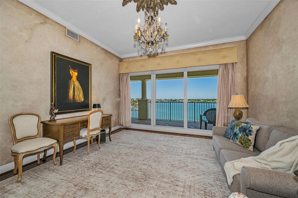 17717 GULF BOULEVARD 504 photo 10