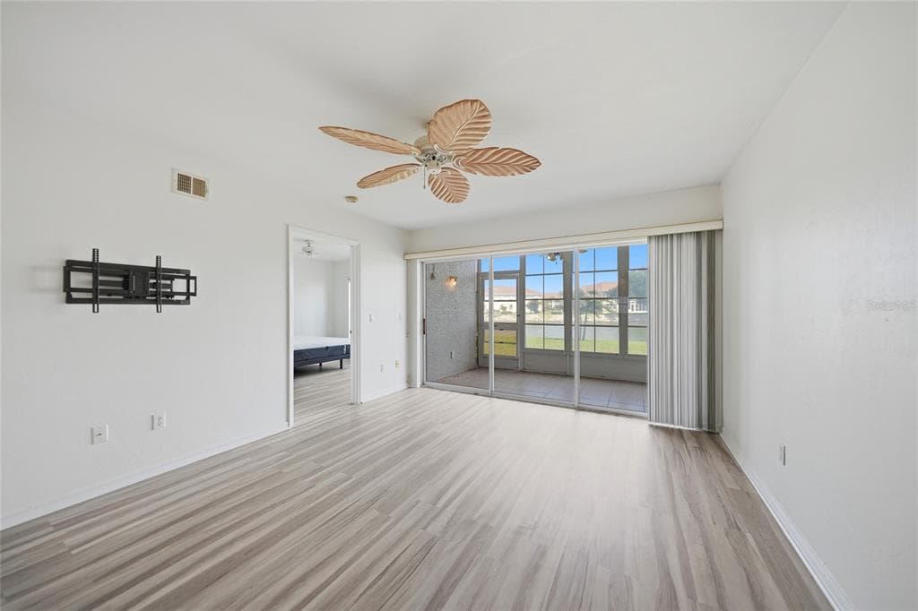 11644 SW EGRET CIRCLE 701 photo 6