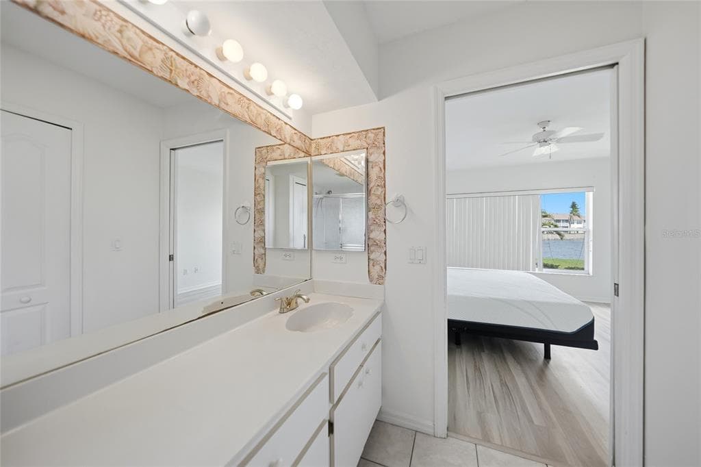 11644 SW EGRET CIRCLE 701 photo 13