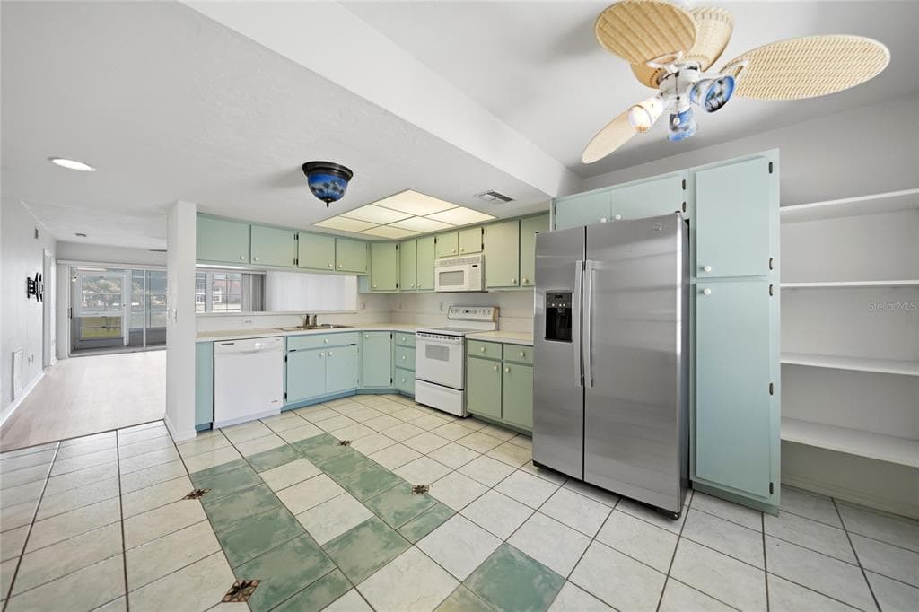 11644 SW EGRET CIRCLE 701 photo 7